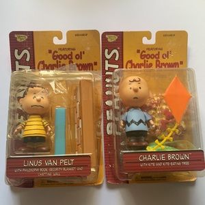 Vintage Peanuts Playing Mantis Charlie Brown Linus Van Pelt Figures